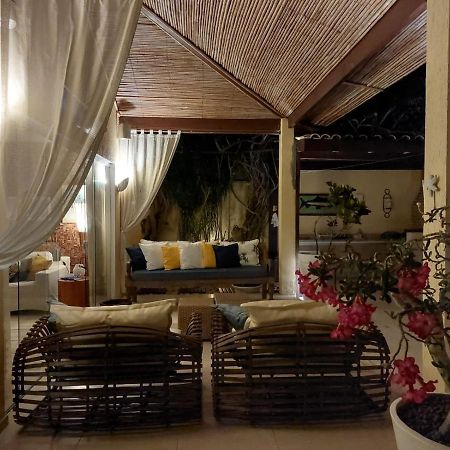 Casa Alto Padrao Na Ferradura Em Condominio Com Piscina Privativa Армасан-душ-Бузіус Екстер'єр фото