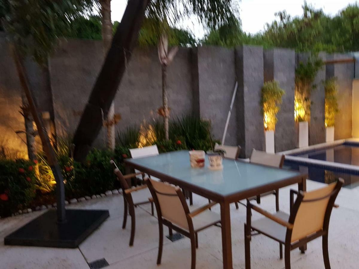 Casa Alto Padrao Na Ferradura Em Condominio Com Piscina Privativa Армасан-душ-Бузіус Екстер'єр фото